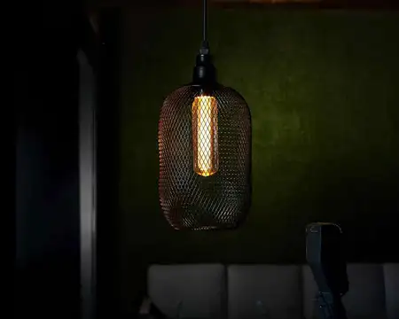 BLACK MESH MEGAN PDANT BULB