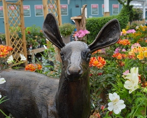 DOE HEAD UP FACING RIGHT METAL ORNAMENT - image 3