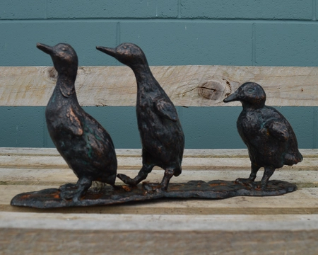 DUCKLINGS METAL ORNAMENT - image 1