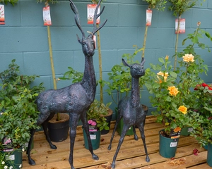 EXTRA LARGE DEER (PAIR) METAL ORNAMENTS - image 3
