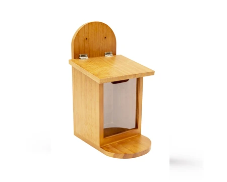Henry Bell Squirrel Feeder